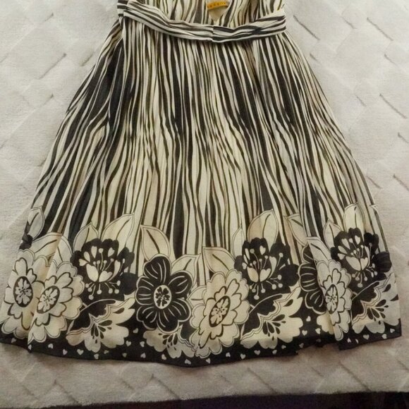 Alice + Olivia Fit & Flare Dress Womens Extra Small Striped Floral print - Picture 2 of 11